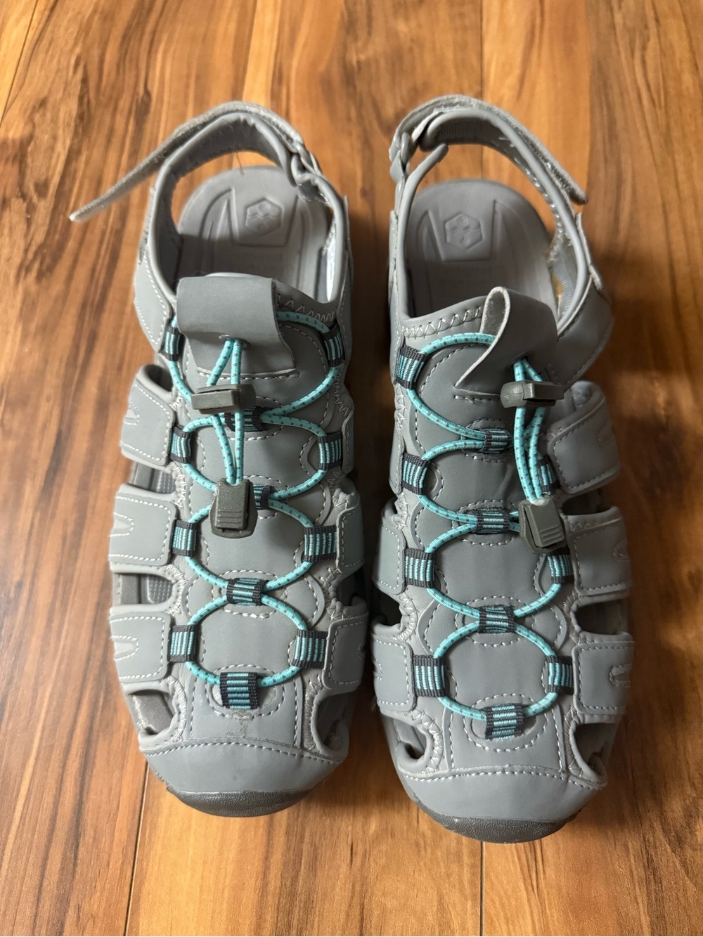 Women’s Khombu Gray Outdoor Sandals with Teal Accent Bungee